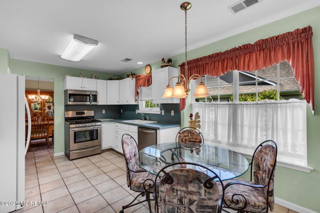 3237 Flagstone Court, Toms River, NJ 08755
