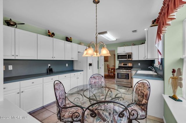 3237 Flagstone Court, Toms River, NJ 08755