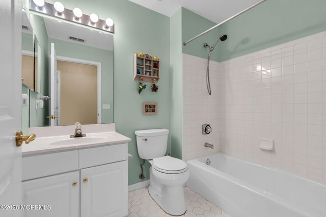 3237 Flagstone Court, Toms River, NJ 08755