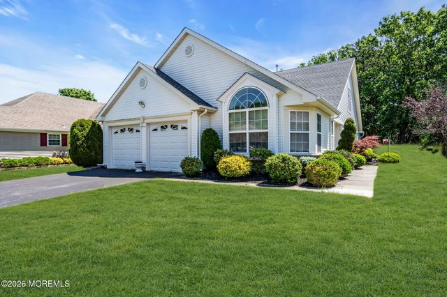 3237 Flagstone Court, Toms River, NJ 08755