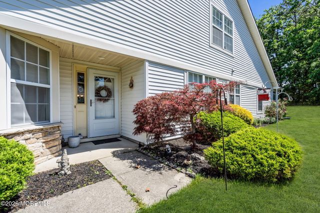 3237 Flagstone Court, Toms River, NJ 08755