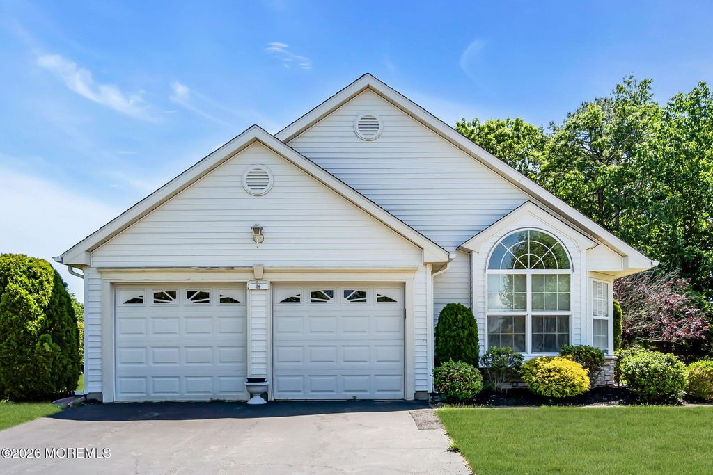 3237 Flagstone Court, Toms River, NJ 08755