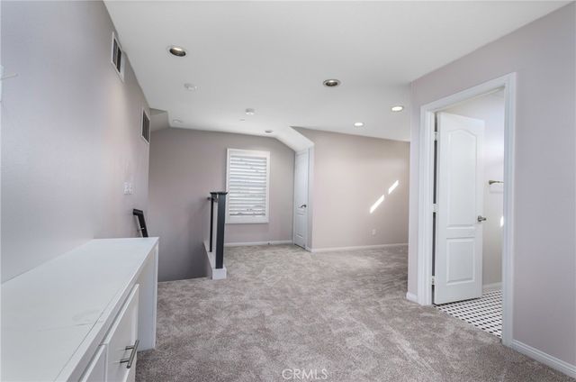 3827 Grant Street 28, Corona, CA 92879