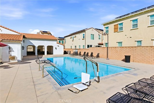 3827 Grant Street 28, Corona, CA 92879