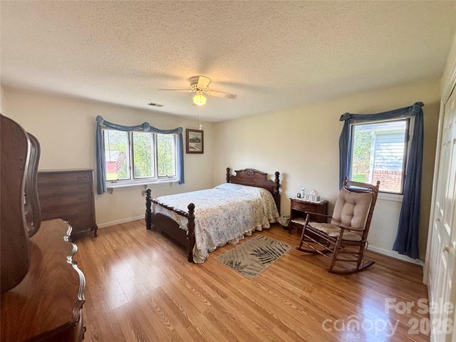 3 Wintry Drive, Hendersonville, NC 28792