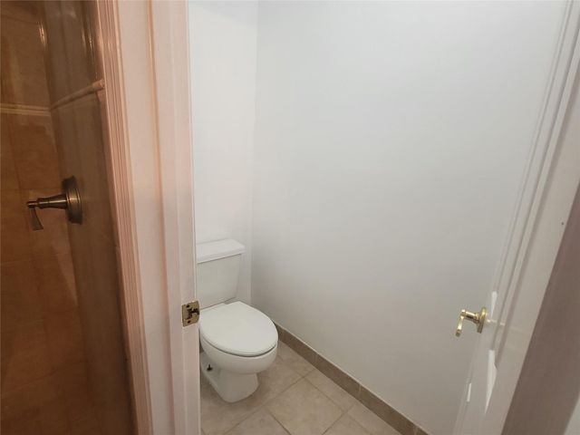 1505 Harbour Side Dr, Weston, FL 33326