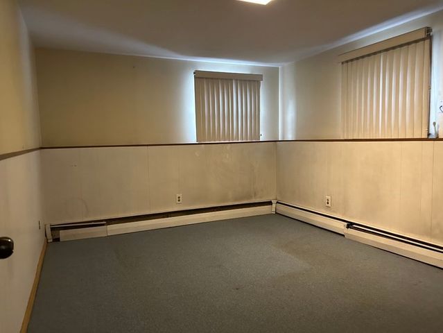 63 Meadowlark Dr, Longmeadow, MA 01106