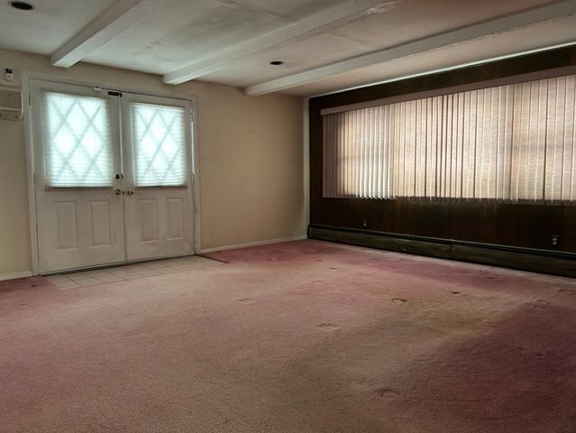 63 Meadowlark Dr, Longmeadow, MA 01106