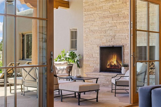 26 Amberwood Loop, Santa Fe, NM 87506