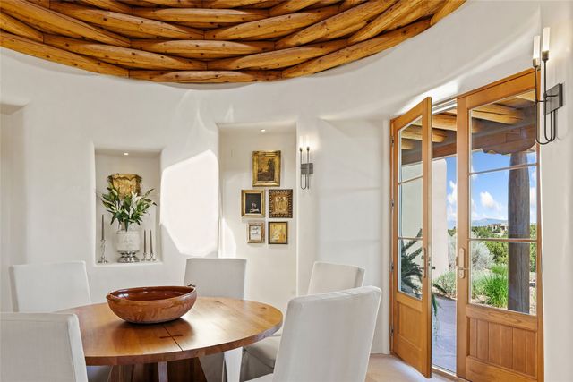 26 Amberwood Loop, Santa Fe, NM 87506