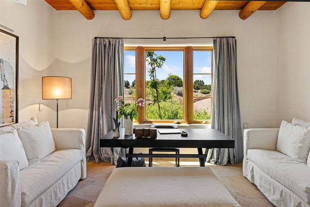 26 Amberwood Loop, Santa Fe, NM 87506