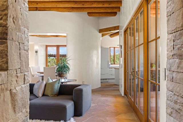 26 Amberwood Loop, Santa Fe, NM 87506