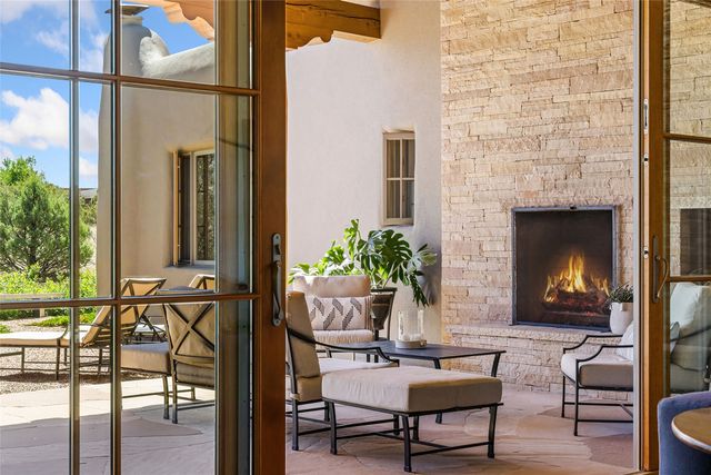 26 Amberwood Loop, Santa Fe, NM 87506