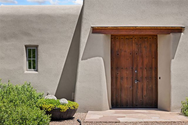 26 Amberwood Loop, Santa Fe, NM 87506