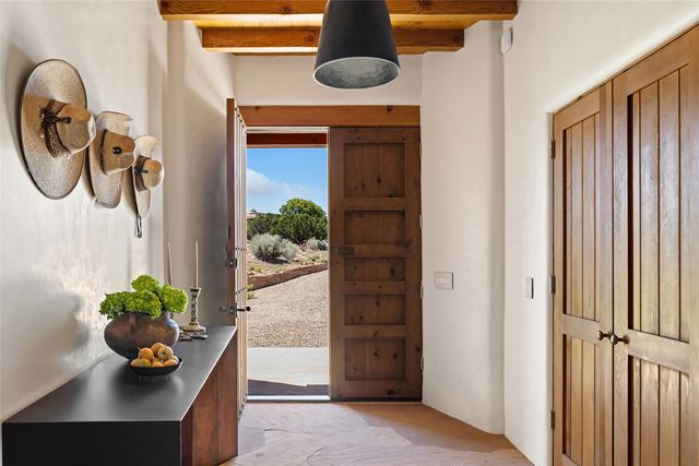 26 Amberwood Loop, Santa Fe, NM 87506