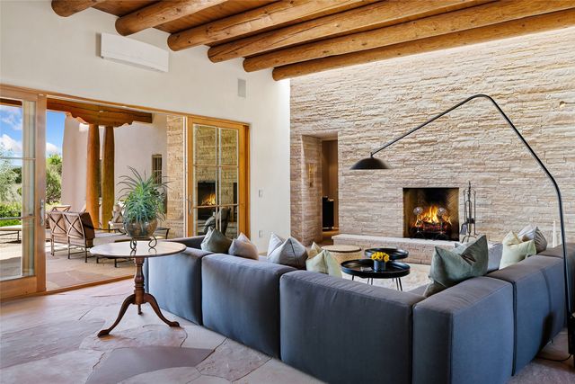 26 Amberwood Loop, Santa Fe, NM 87506