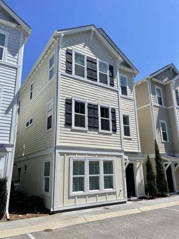 973 Warrick Oaks Lane, Mount Pleasant, SC 29464