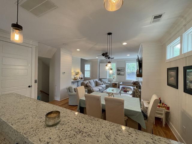 973 Warrick Oaks Lane, Mount Pleasant, SC 29464