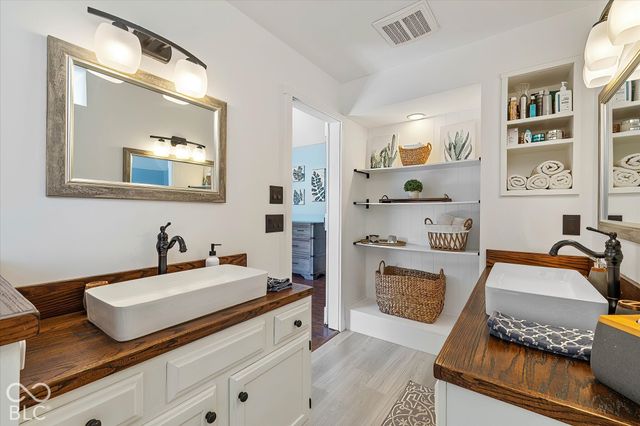7100 Oakview Cir Circle, Noblesville, IN 46062