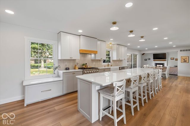7100 Oakview Cir Circle, Noblesville, IN 46062