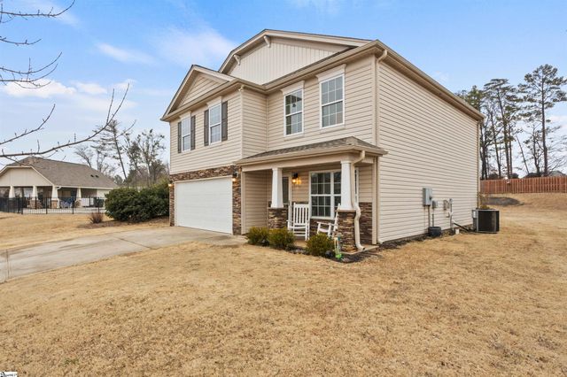 213 Golden Bear Walk, Duncan, SC 29334