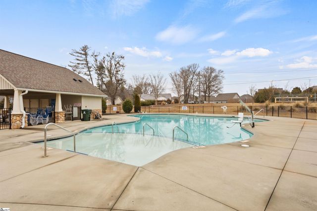 213 Golden Bear Walk, Duncan, SC 29334