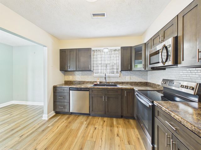 210 Mason Street, South Point, OH 45680