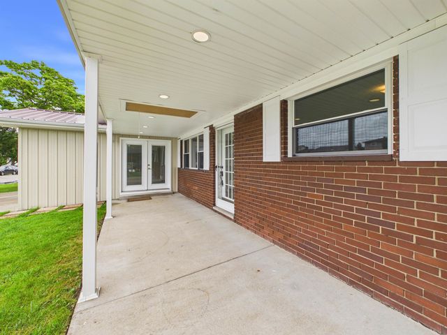 210 Mason Street, South Point, OH 45680