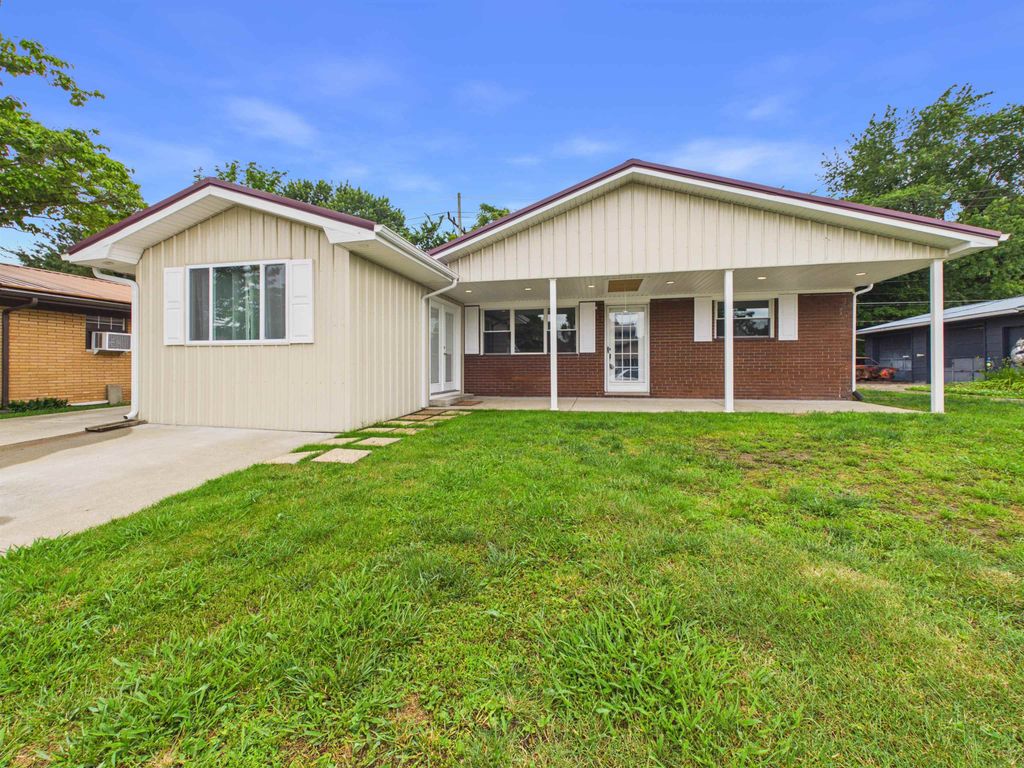 210 Mason Street, South Point, OH 45680