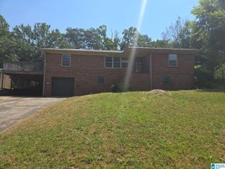 2721 5TH STREET NE, Center Point, AL 35215