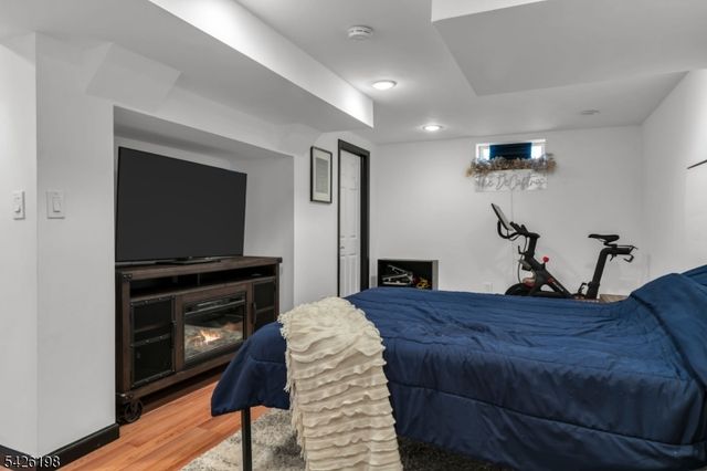 380 Westfield Rd, Scotch Plains Twp., NJ 07076