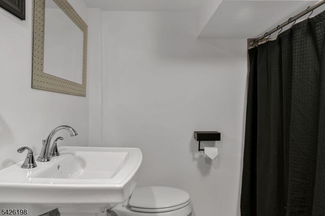 380 Westfield Rd, Scotch Plains Twp., NJ 07076