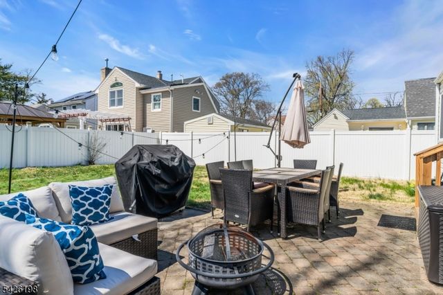 380 Westfield Rd, Scotch Plains Twp., NJ 07076