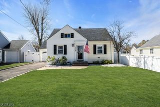 380 Westfield Rd, Scotch Plains Twp., NJ 07076