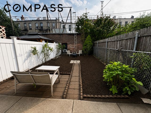 10 St Johns Road, New York City, NY 11385