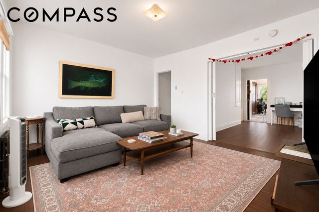 10 St Johns Road, New York City, NY 11385