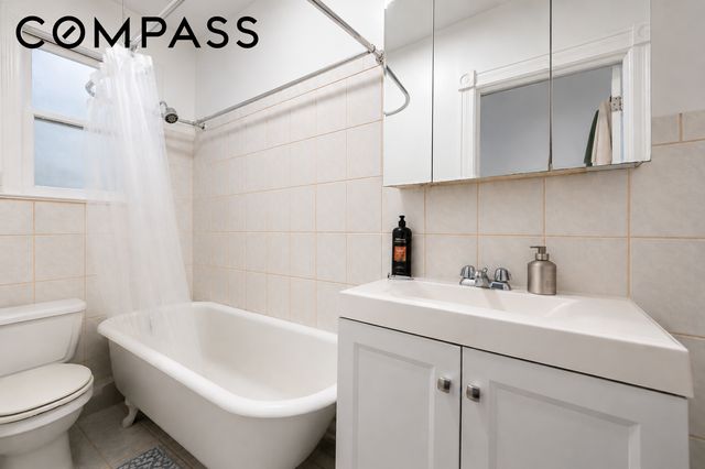 10 St Johns Road, New York City, NY 11385