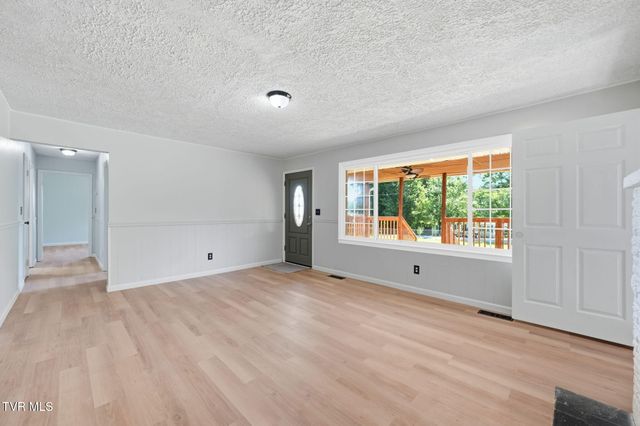 284 H Heaton Road, Elizabethton, TN 37643