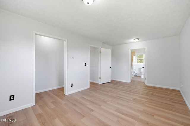 284 H Heaton Road, Elizabethton, TN 37643