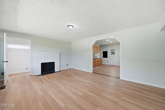 284 H Heaton Road, Elizabethton, TN 37643