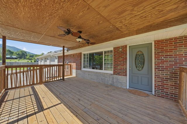 284 H Heaton Road, Elizabethton, TN 37643