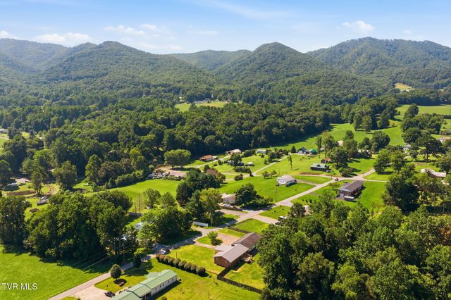 284 H Heaton Road, Elizabethton, TN 37643