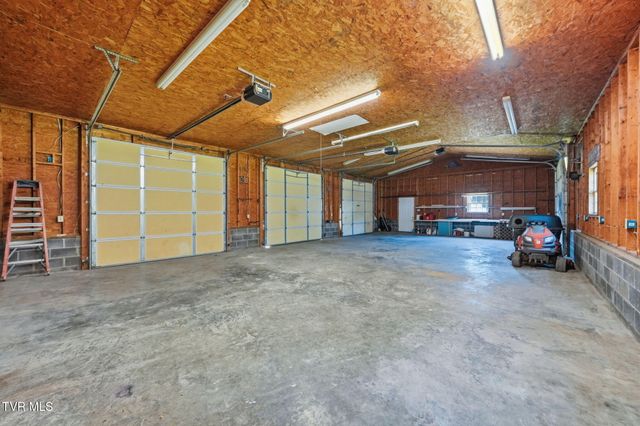 284 H Heaton Road, Elizabethton, TN 37643
