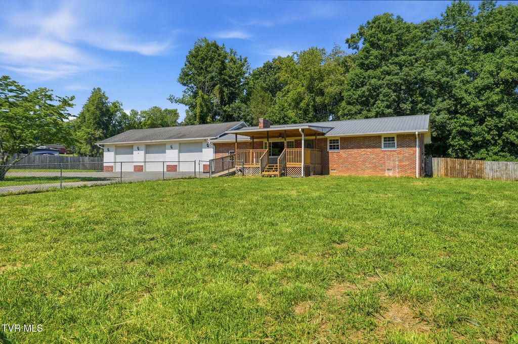284 H Heaton Road, Elizabethton, TN 37643