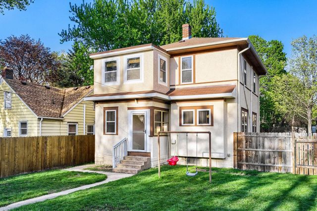3739 Vincent Avenue N, Minneapolis, MN 55412