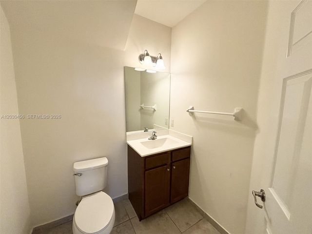 10620 NW 88 Street 216, Doral, FL 33178