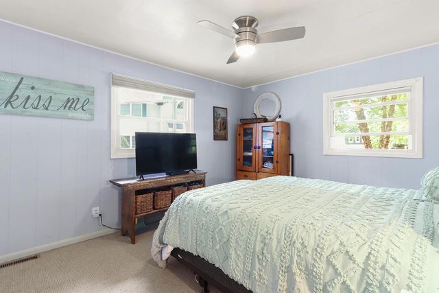 2432 North Shore DRIVE, Delavan, WI 53115