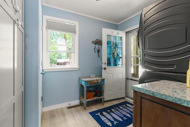 2432 North Shore DRIVE, Delavan, WI 53115