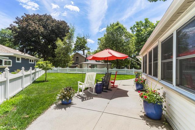 2432 North Shore DRIVE, Delavan, WI 53115
