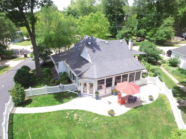 2432 North Shore DRIVE, Delavan, WI 53115